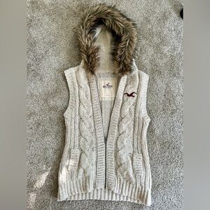 Hollister Cable Knit Sweater Vest with Faux Fur-Lined Hood